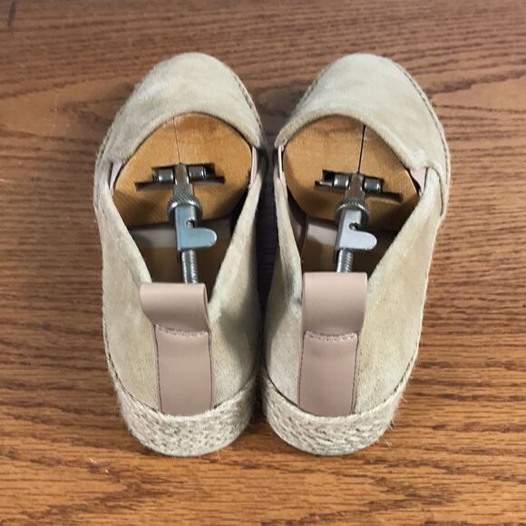Dolce Vita Leather Flat Loafer Espadrilles in natural tan Suede EUC size 7.5 - Picture 3 of 6
